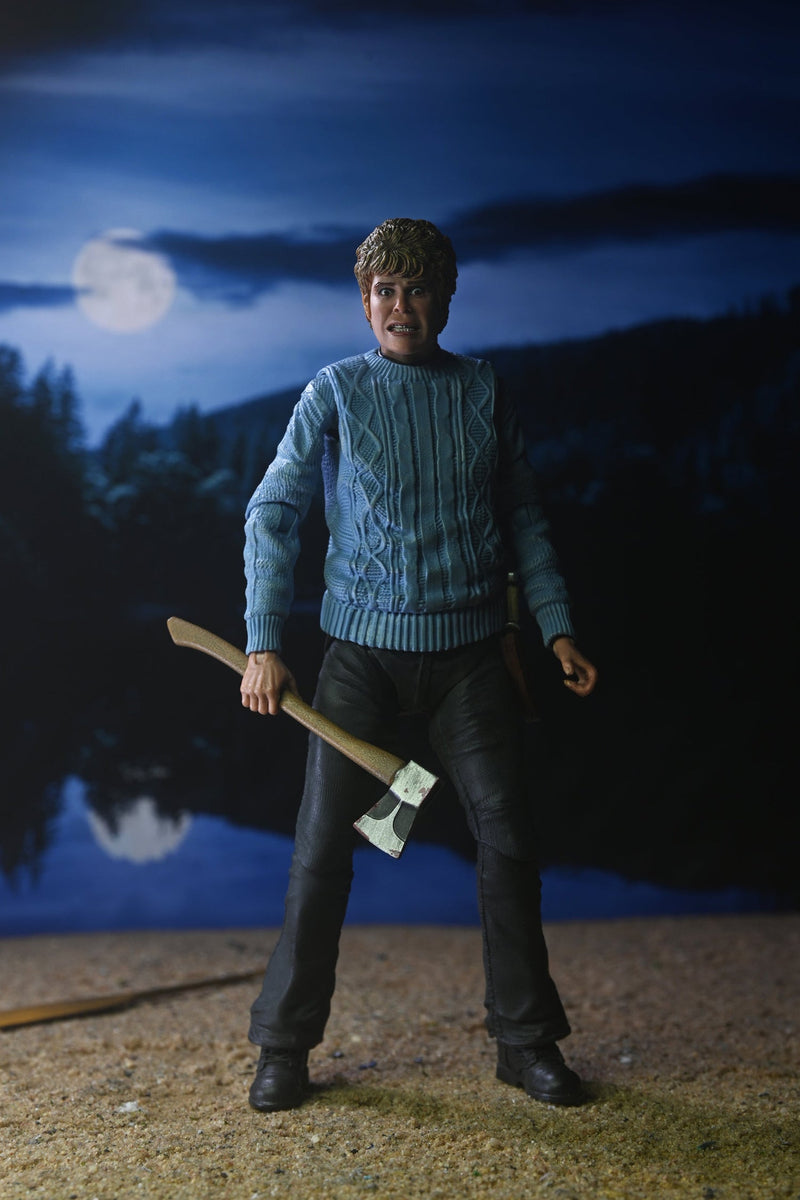 Friday the 13th - Ultimate Pamela Voorhees 7" Scale Action Figure
