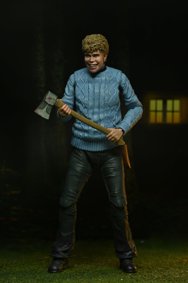 Friday the 13th - Ultimate Pamela Voorhees 7" Scale Action Figure