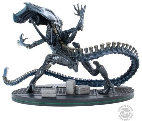 Quantum Mechanix QMx - Alien - Alien Queen 7" Q-Fig Max Elite Figure