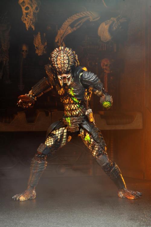 Predator 2 Ultimate Battle-Damaged City Hunter Action Figure