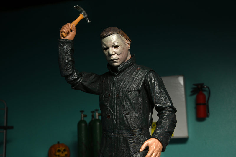 Halloween 2 – 7″ Scale Action Figure – Ultimate Michael Myers & Dr Loomis 2-Pack