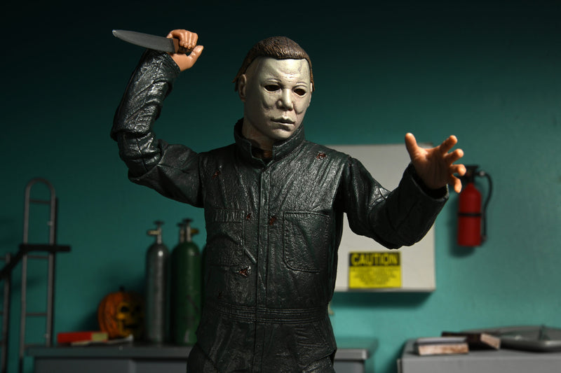 Halloween 2 – 7″ Scale Action Figure – Ultimate Michael Myers & Dr Loomis 2-Pack