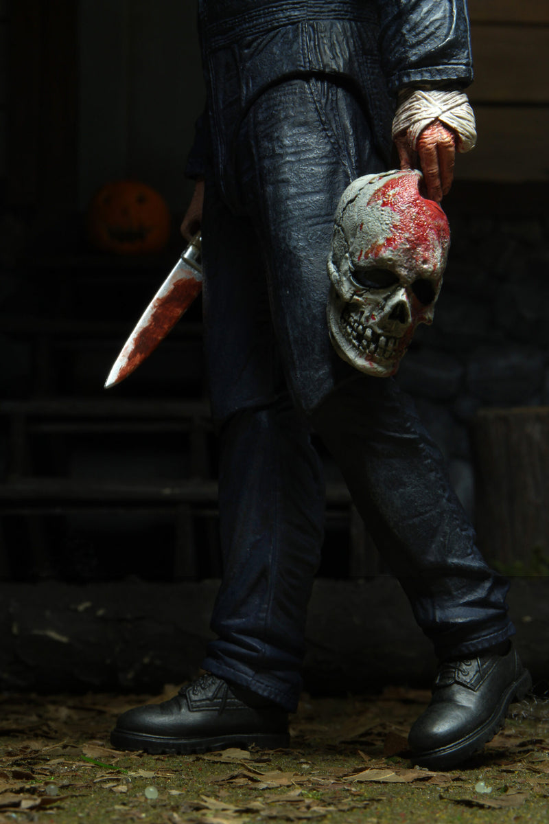 Halloween Kills – 7″ Scale Action Figure – Ultimate Michael Myers