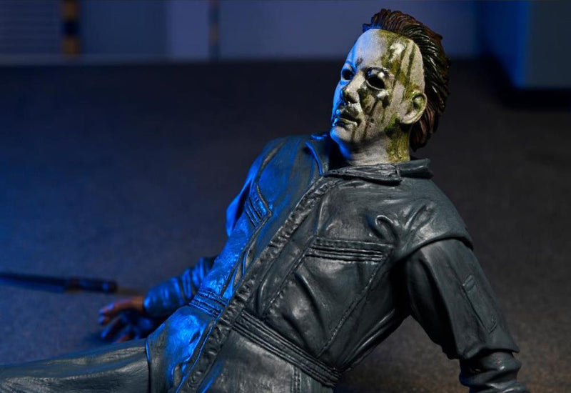 Halloween: The Curse of Michael Myers Ultimate Michael Myers Action Figure