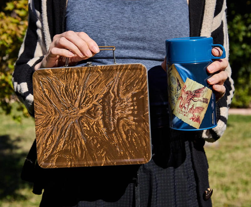 Army Of Darkness Retro Metal Lunchbox With Beverage Container