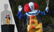 Pennywise Sixth Scale Figure by Sideshow Collectibles