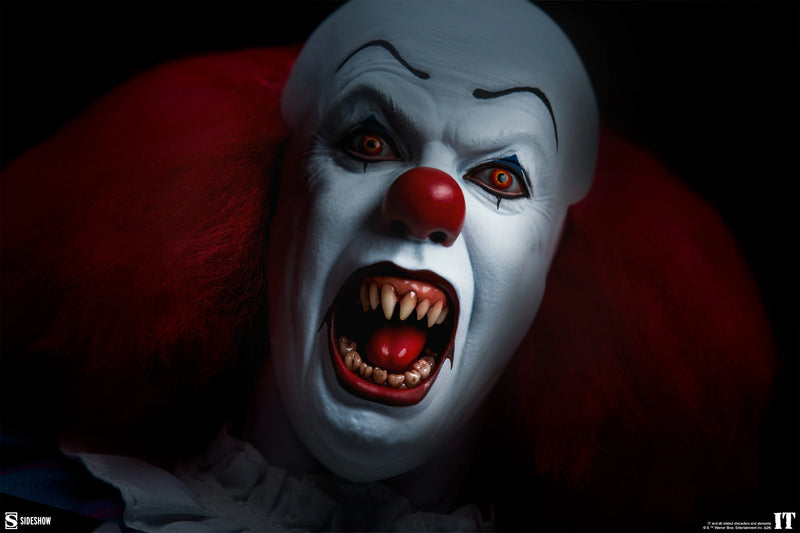 Pennywise Sixth Scale Figure by Sideshow Collectibles